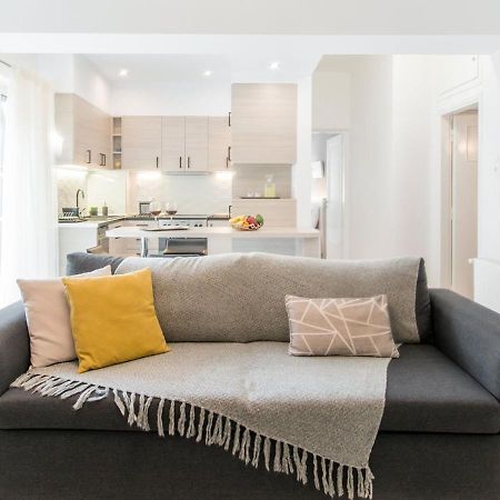 Socrates By Heloni Apartments Atenas Exterior foto
