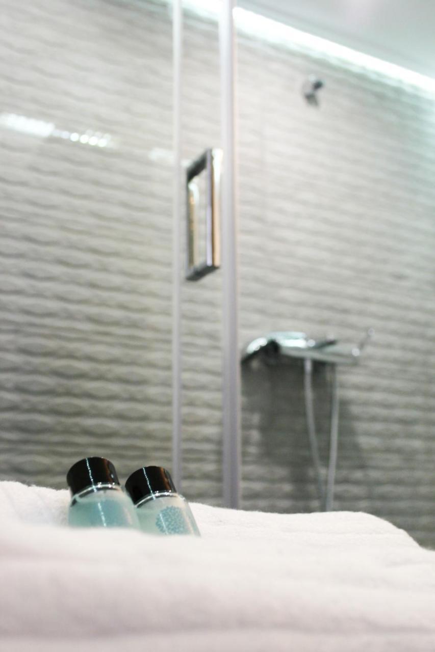 Socrates By Heloni Apartments Atenas Exterior foto